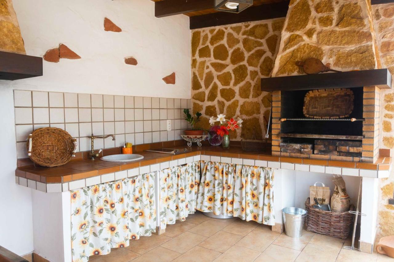 Casa Maida Apartman Tetir Kültér fotó